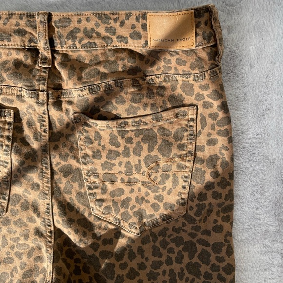 American Eagle Super Hi Rise Jegging Animal Print - Picture 7 of 9